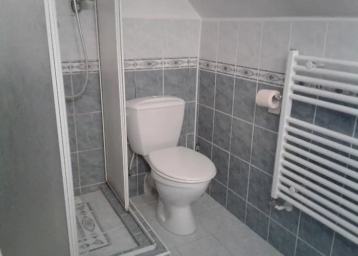 U Jezku Pensionat 2*